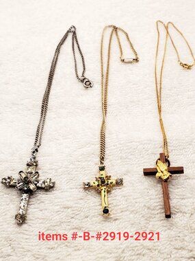 3 Vintage Cross Necklaces, items # B-2919-2921,.  wt. 24 grams.